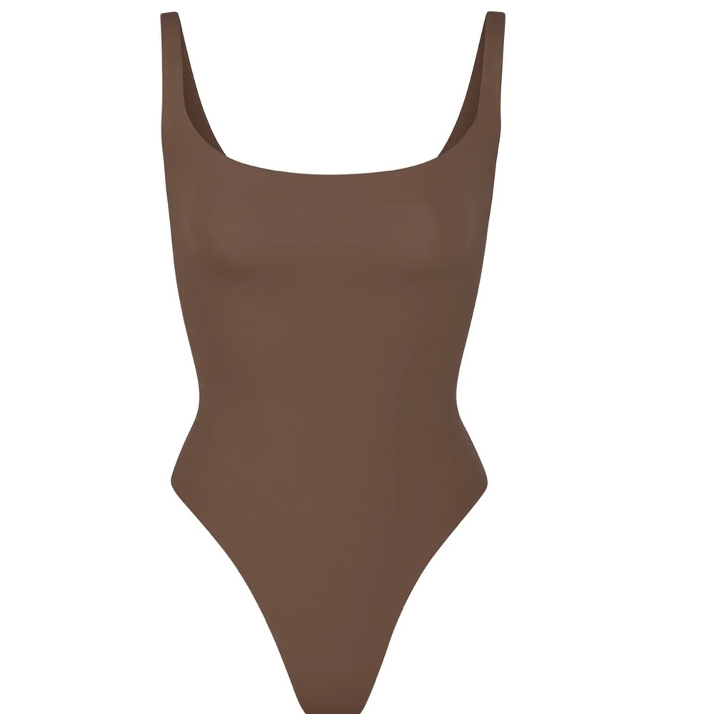 Skims Firs Everybody Square Neck Bodysuit